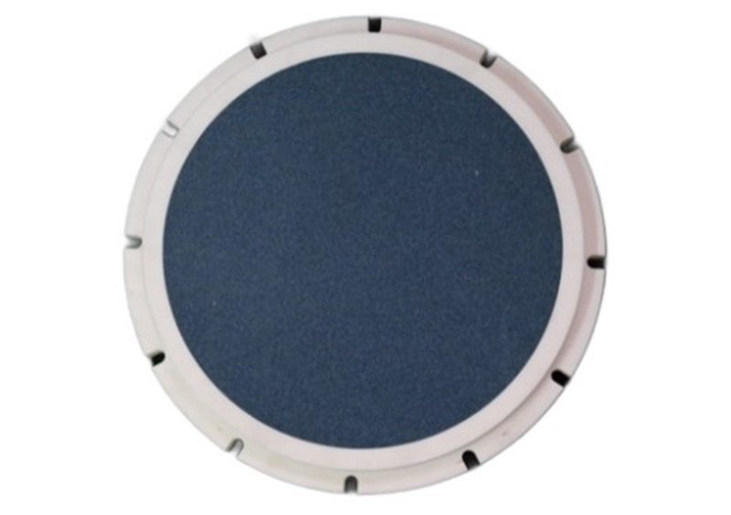 Porous wafer chuck vacuum chuck