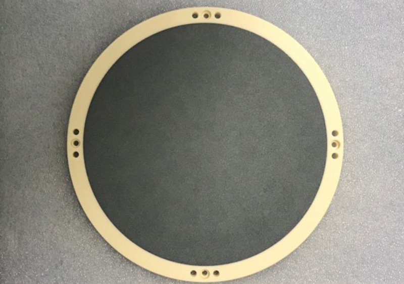 Porous chuck, wafer chuck, ceramic vacuum chuck table